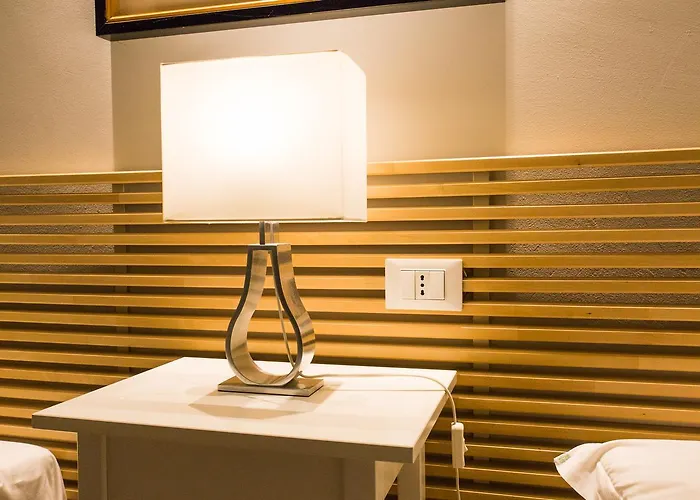 Country 3* モデナ