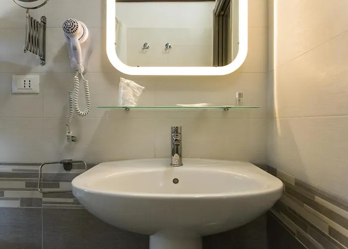 Country 3* 摩德纳